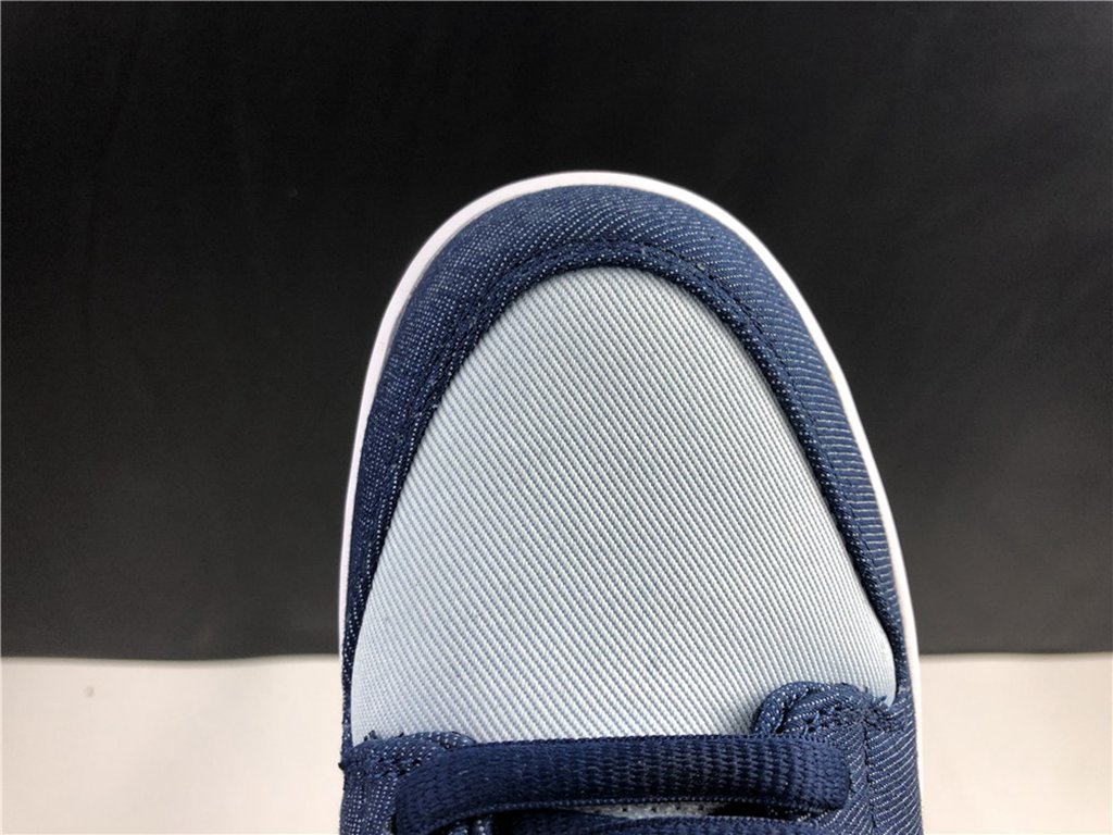 SB DUNK